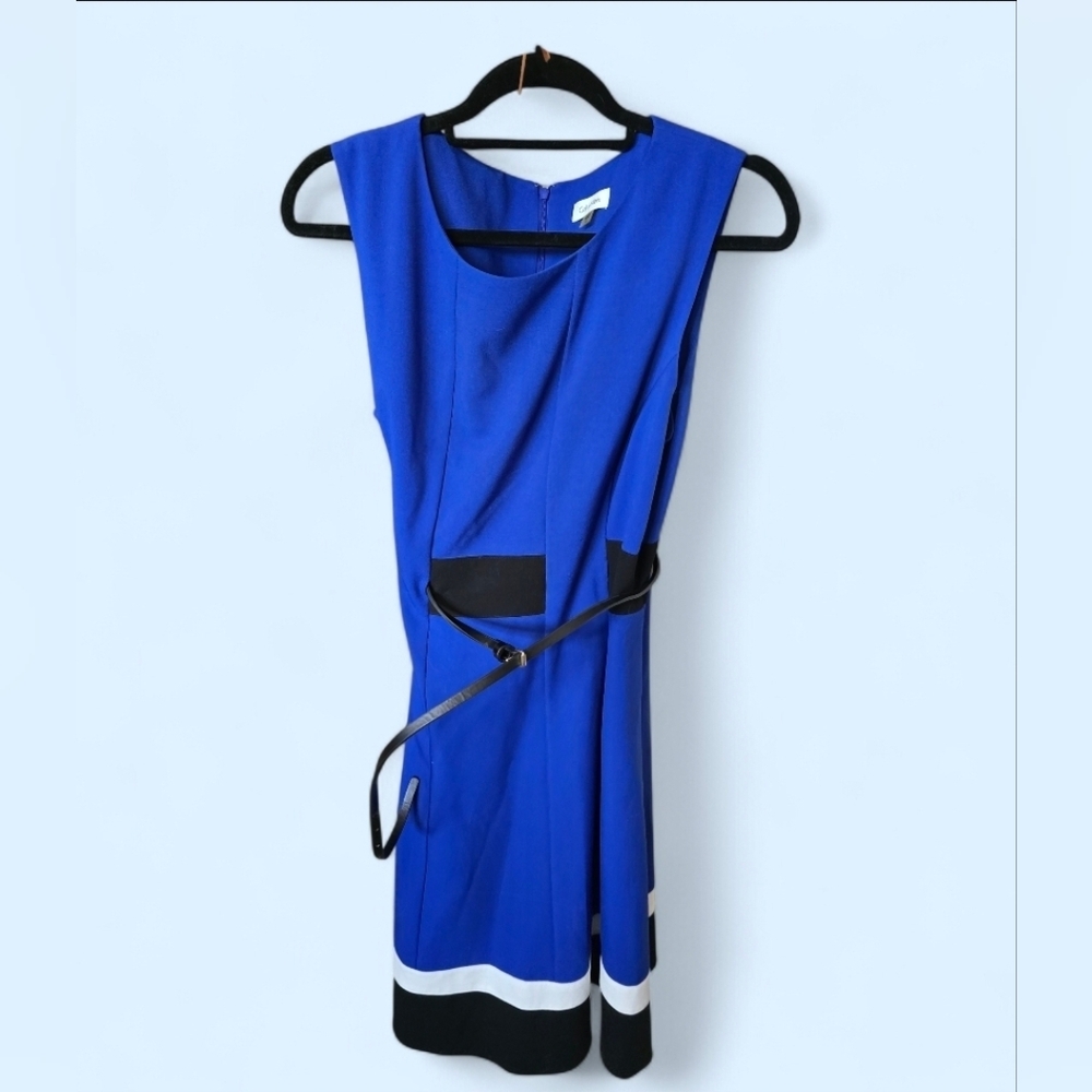 Elegant Blue Sleeveless Dress